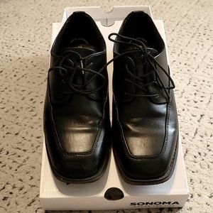 SONOMA BOYS DRESS SHOES SIZE 4